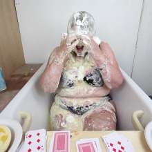 Jeremy Custard: Splosh Casino Home Edition with Isla