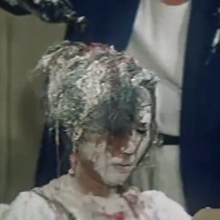 Gater: A woman recieves a messy shampoo in a Taiwanese movie