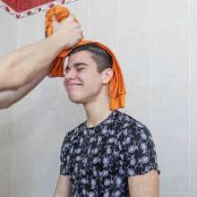 Wet Live Team: VIP Couple of Wet Guys in Jacuzzi, Shampoo and Hot Bodies