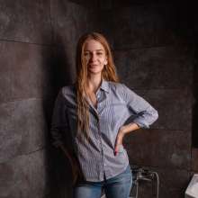 wet.look.me: Wetlook girl in bathroom in jeans get wet | Wetlook.biz