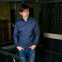 wet.look.me: Wetlook Business Man in tight jeans | Wetlook.biz