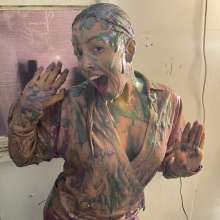 bsmessybakery: Surprise guest at messyworld.net