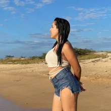 wet.look.me: Wetlook girl in shorts and short stockings get wet in beach | Wetlook.biz