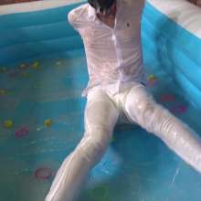 WamtasticUK: Adam Dunking for Ducks in Clear Gunge in White Outfit