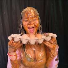 RevSlymsford: Bell Bottom Tefy!  Self Trashes With Eggs, Cake, Choc Sauce +