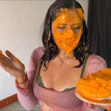 RevSlymsford: Bell Bottom Tefy!  Self Trashes With Eggs, Cake, Choc Sauce +