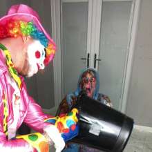 bsmessybakery: Brat Trap Backfires
