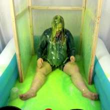 CheekyLuna: Cheekyluna's Quiz Gunging In Tight Spandex Top