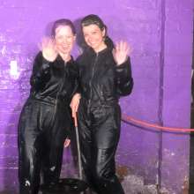 DungeonMasterOne: Denim Suit Hairwash with Lady Jennifer and Isabeau!