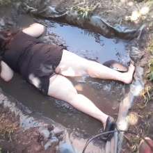 Darkabyss445: Drama Queen Gets Her Muddy Humiliation