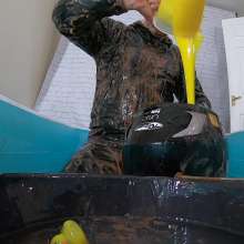 WamtasticUK: Dunkan Slimed in Dainese Biker Leathers