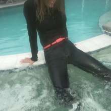 Tight and Wet Clothes: Felicia's Designer Jeans Get Wet
