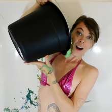 RevSlymsford: Kaydens Pink Bikini / Rainmac Cake Batter Wanking Fun.