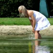 Wamtastic Jessica: Kyra Sunny, White and Wet!