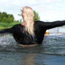 Wamtastic Jessica: Kyra's Winter Wetness!