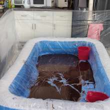 Larzstord: Leftover Chocolate Syrup Dive