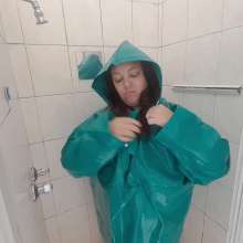 Darkabyss445: New PVC Rainwear Wet in the Shower