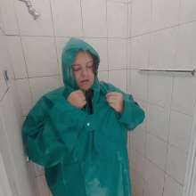 Darkabyss445: New PVC Rainwear Wet in the Shower