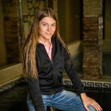 wet.look.me: Wetlook girl in Jeans swimming in the pool | Wetlook.biz