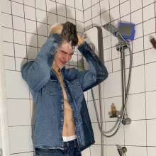 WetlookerUpdates: Wet guys on Wetlooker!