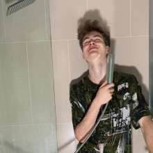 WetlookerUpdates: Wet guys on Wetlooker!
