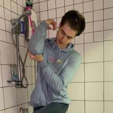 WetlookerUpdates: Wet guys on Wetlooker!