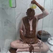 mhop: 1 Big Sloppy Bucket and 4 Shaving Foam Pies