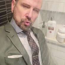 zave66: Another Suit--Another Shower