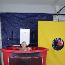 FunFilled Photography: Autumn's Dunk Tank Trivia in Leggings and Green Sports Bra!