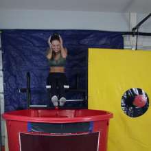 FunFilled Photography: Autumn's Dunk Tank Trivia in Leggings and Green Sports Bra!