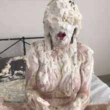 Messygirl: Chained and Pied