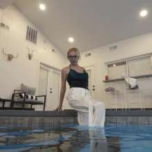WetlookFashion: Hannah Swims in Fancy White Pants and Green Top