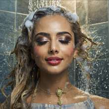 007buddy: Mini dress, Heavy makeup and Shower