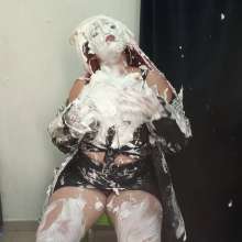 Hikari-Studio-Wam: Luciana Dressed in Leather Gets Dirty