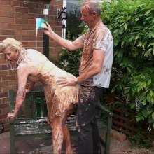 custardcouple: Messy Bar B Cue Sex