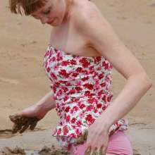 dlodoski: Darby's Erotic Lake Mud Bath, Ultimate Edit--Photos