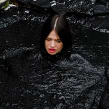 QS4Ever: Angel in Black Tar