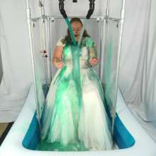 CheekyLuna: CheekyLuna Destroys Her Wedding Dress In Gunge Tank