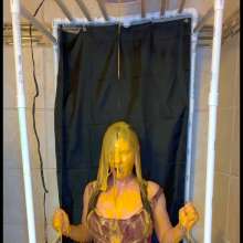 Chloe of PieroProductions: Chloe G In... No Face Touching Gunged