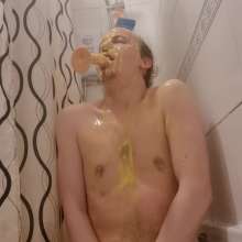Wakka: Custard Dildo Play