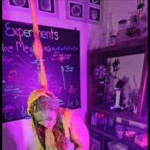 bizopp713: Dr. Ophelia Plays Stump the Scientist.