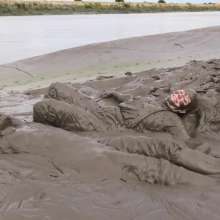 DungeonMasterOne: Fidelity and Miss Abigail in a Waterproofs Mud Romp!