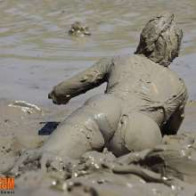 FOXY: Mud in the mouth with Ayako