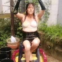 Thefetishgirl: Gunge Time