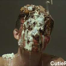 Cutiepied-production: Hector 3 : More Dessert?