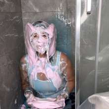 TheGungeZone: Megan's Messy Treat