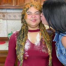 Wam Bagheera Studio: Mother and Daughter in the Messy Beauty Salon