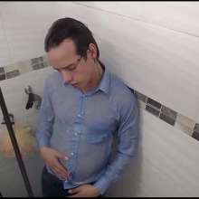 WETColours: Ross Shows Himself Dressed in Close-up
