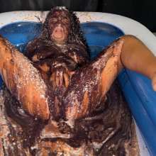 RevSlymsford: Saoirse Hgd Wanks To Climax In Disgusting Savoury Slops