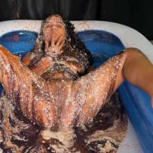 RevSlymsford: Saoirse Hgd Wanks To Climax In Disgusting Savoury Slops